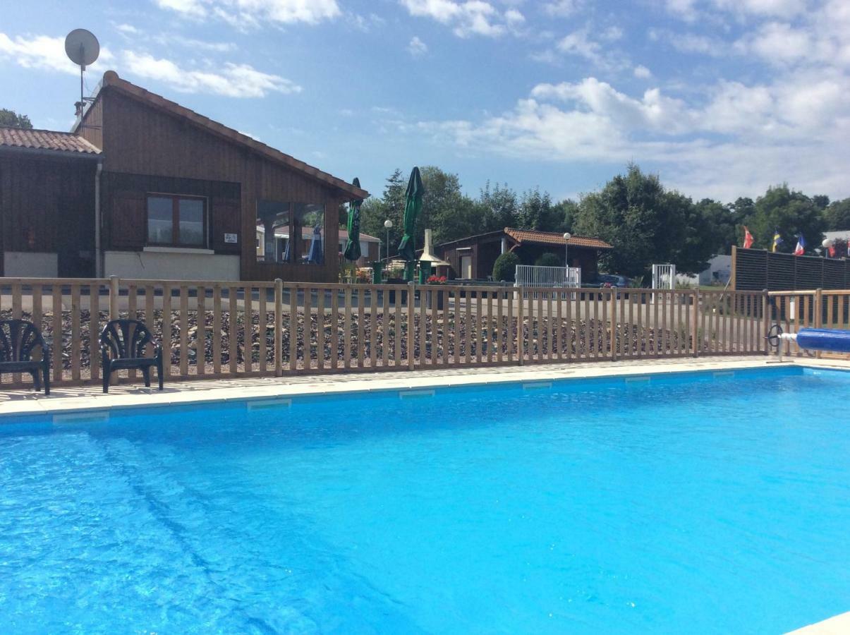Camping Porte Des Vosges Bulgnéville エクステリア 写真